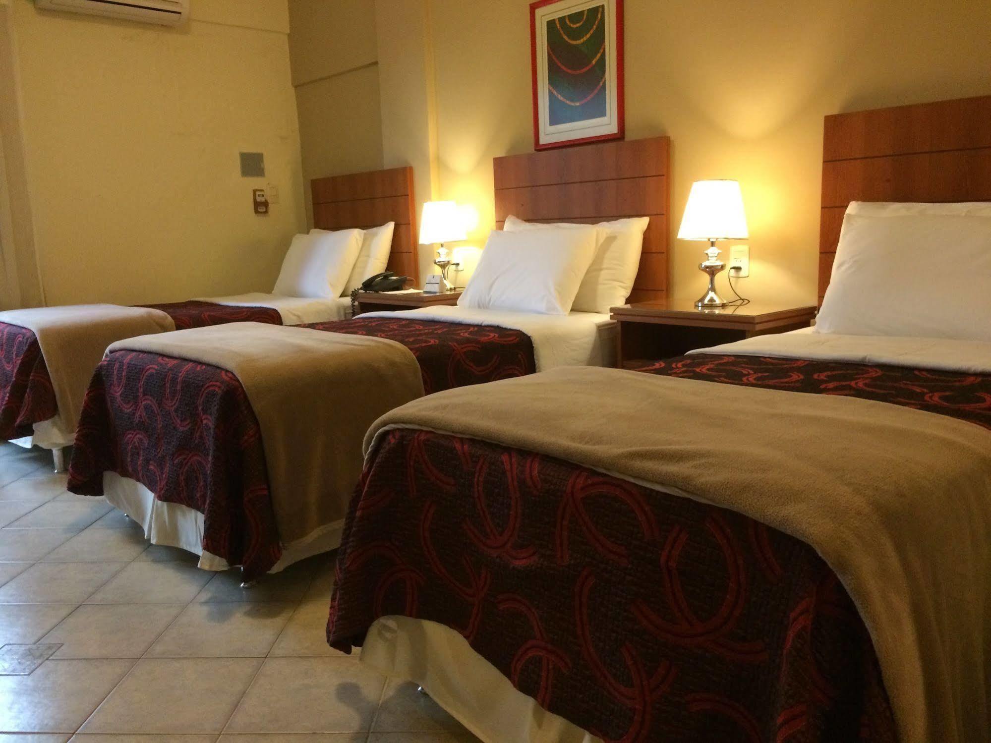Convair Hotel Ciudad del Este Ngoại thất bức ảnh