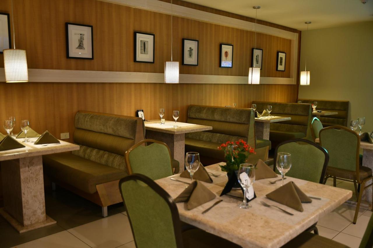 Convair Hotel Ciudad del Este Ngoại thất bức ảnh