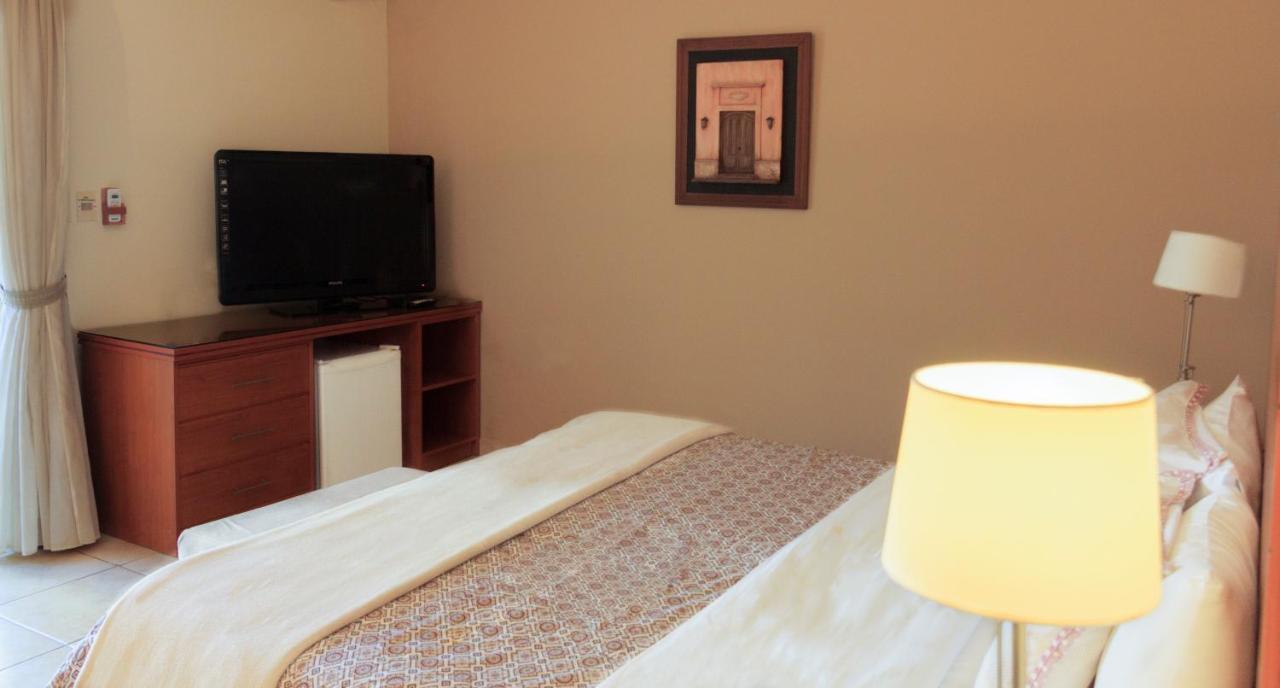 Convair Hotel Ciudad del Este Ngoại thất bức ảnh